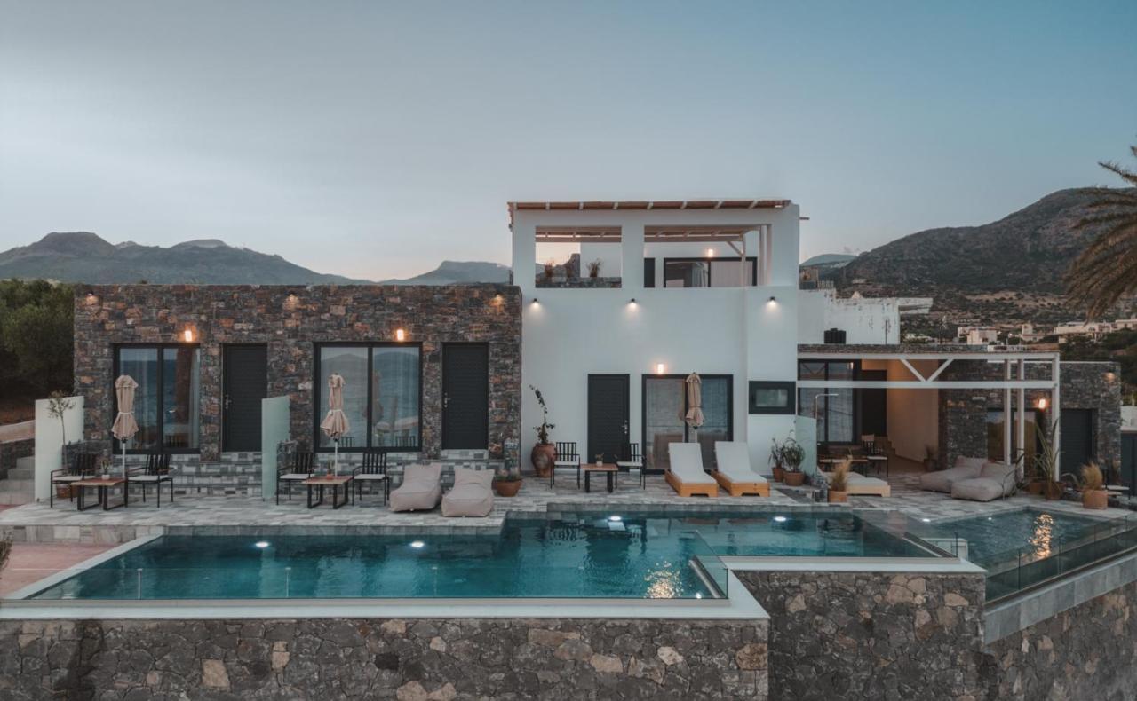 Plakakia Luxury Apartments Makrýgialos Exteriör bild